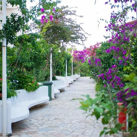 Villa Bougainvill Sunset Sarandë